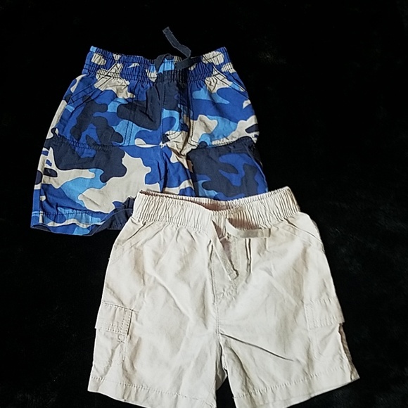 Kids size 18 months 3 pair of shorts bundle - Picture 2 of 6